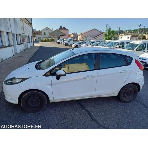 2012 Ford Trend-41708030