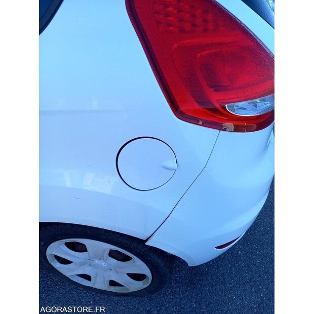 2012 Ford Trend-41708137