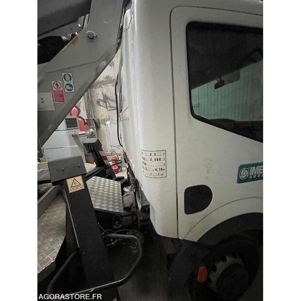 NISSAN Cabstar-41708296