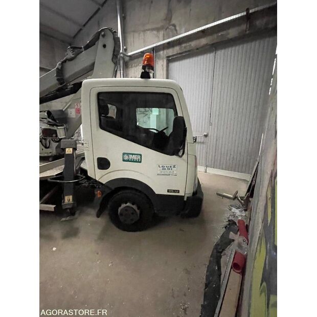 NISSAN Cabstar-41708297