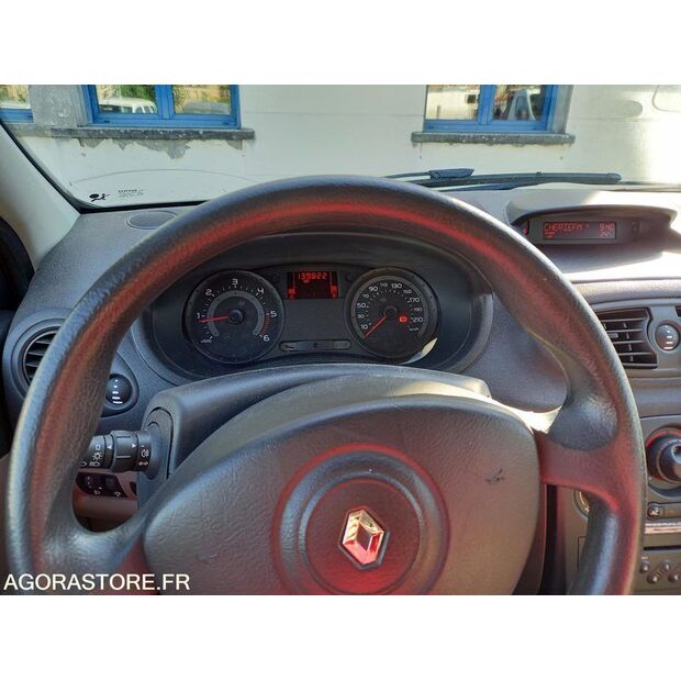 2007 Renault Clio-41708444