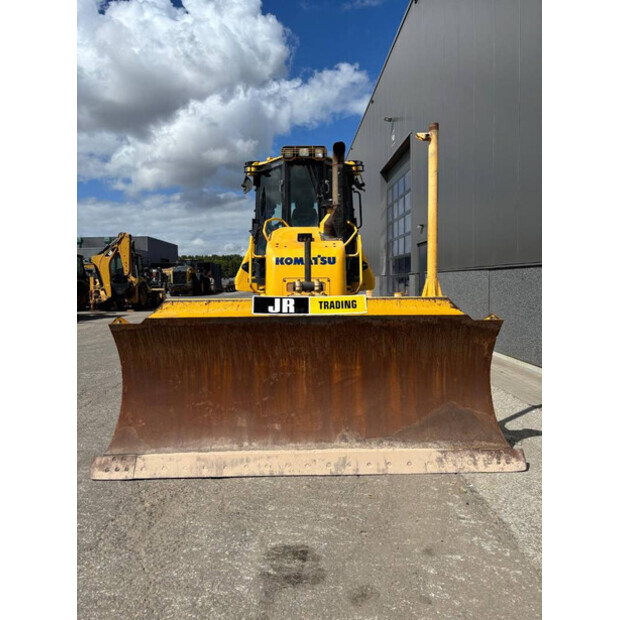 2018 كوماتسو D61EX-24-41708906