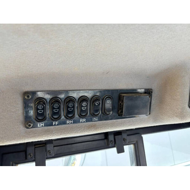 2018 كوماتسو D61EX-24-41708913