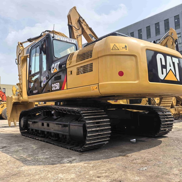 2021 Caterpillar 325D-41710559