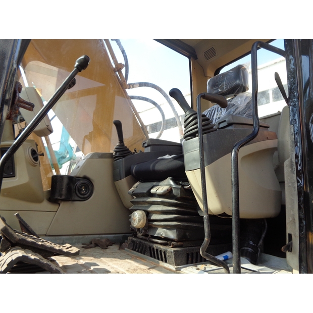 2021 كاتربيلر 320CL-41710595