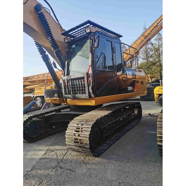 2021 Caterpillar 320D-41710599