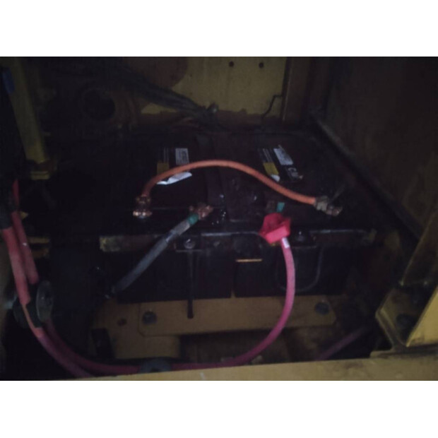 2022 Caterpillar 395-41722261