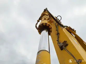 2018-komatsu-pc400lc-8r-1308276-41736857