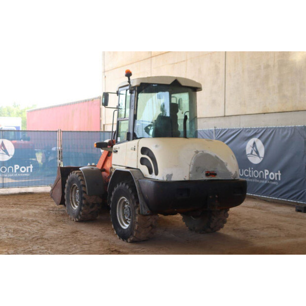 2002 شيف SKL834-41738218