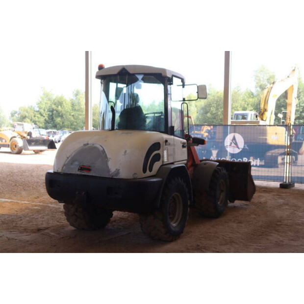 2002 شيف SKL834-41738220