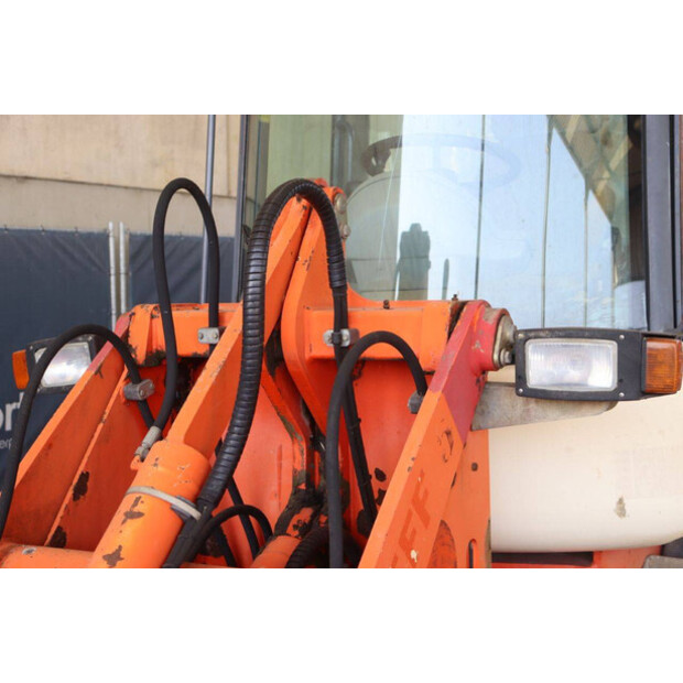 2002 شيف SKL834-41738228