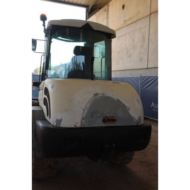2002 شيف SKL834-41738236
