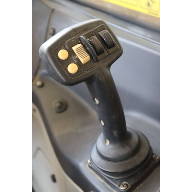 2015 Caterpillar TH337C-41738359