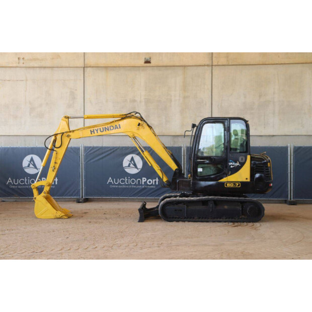 2013 هيونداي R60-7-41738707