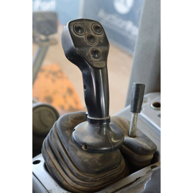 2012 Doosan DL300-41739011