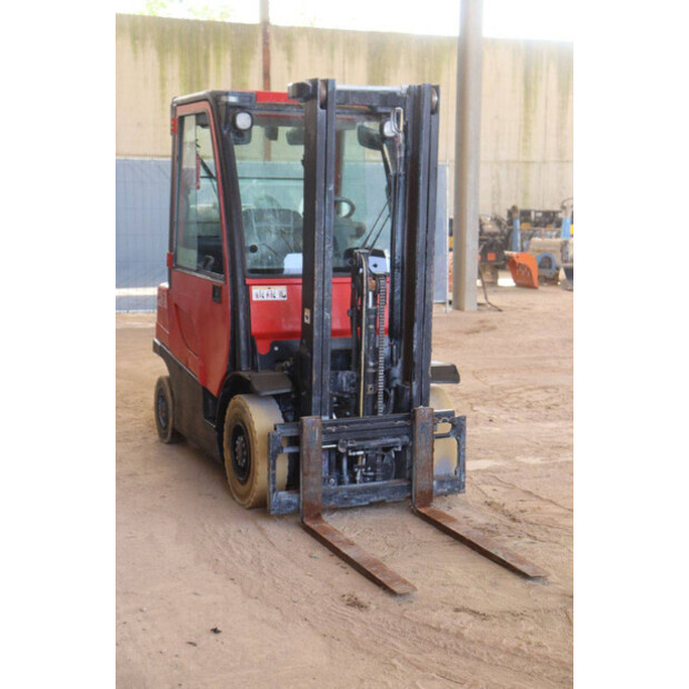 2012 Hyster H2.5FT-41739052