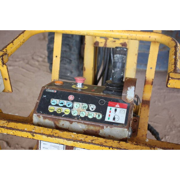 2006 هولوت HA12PX-41739439