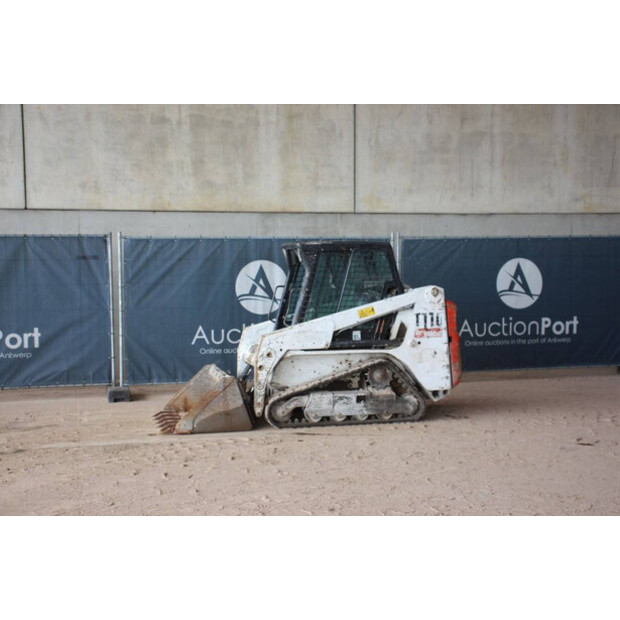 2013 BOBCAT T110-41739667