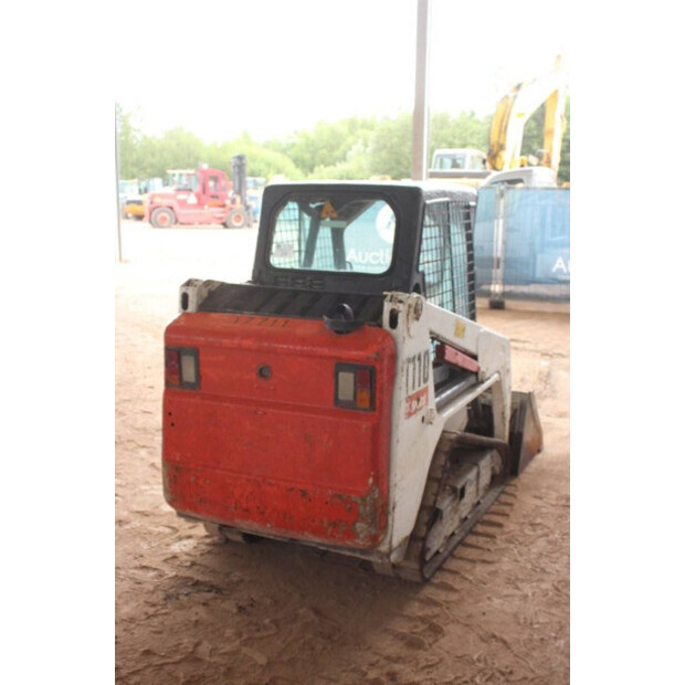 2013 BOBCAT T110-41739671
