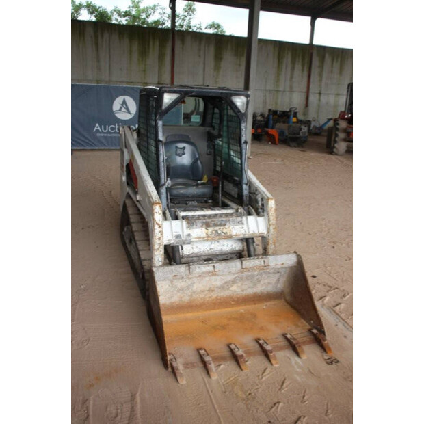 2013 BOBCAT T110-41739672
