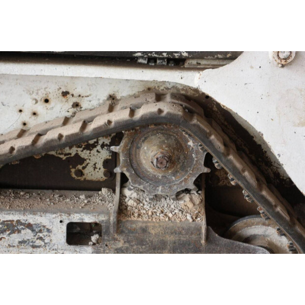 2013 BOBCAT T110-41739677