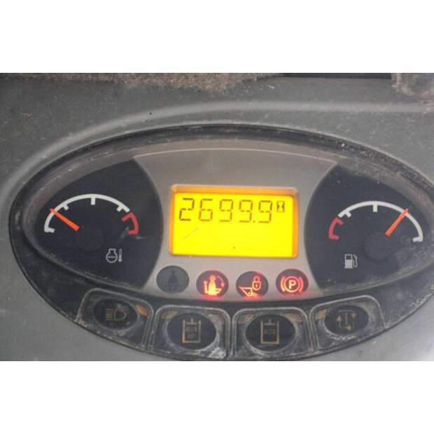 2013 BOBCAT T110-41739688