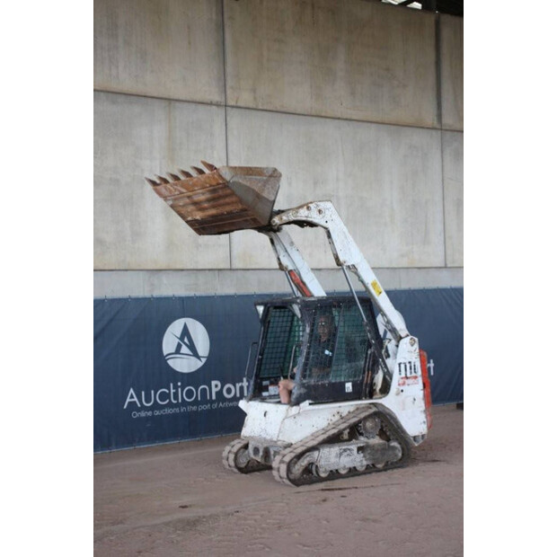 2013 BOBCAT T110-41739690