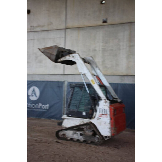 2013 BOBCAT T110-41739692