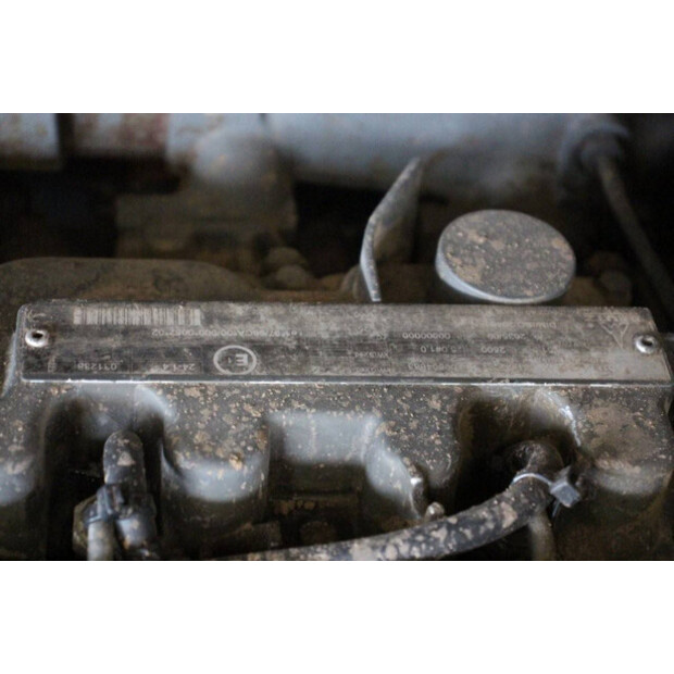 2003 Ahlmann AS85-41740049