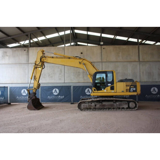 2011 كوماتسو PC210LC-8-41740131