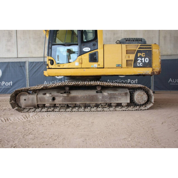 2011 كوماتسو PC210LC-8-41740146
