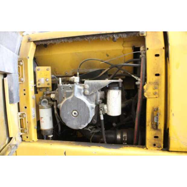 2011 كوماتسو PC210LC-8-41740150