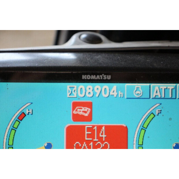 2011 كوماتسو PC210LC-8-41740160