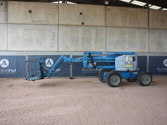 Image for ARTICULATED BOOM LIFTS 2004 Genie Z-45/25J