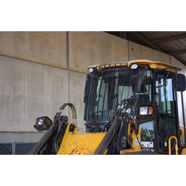 2009 جيه سي بي 436HT-41740255