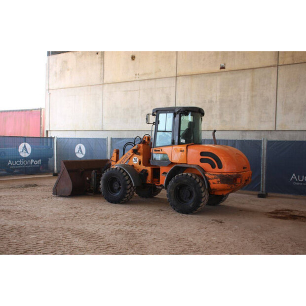 2006 Terex SKL844-41740402