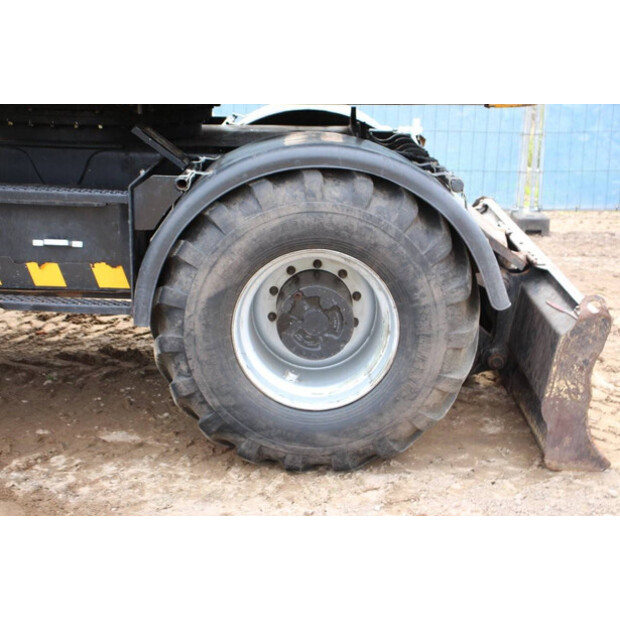 2017 جيه سي بي JS145WTT4I-41740658