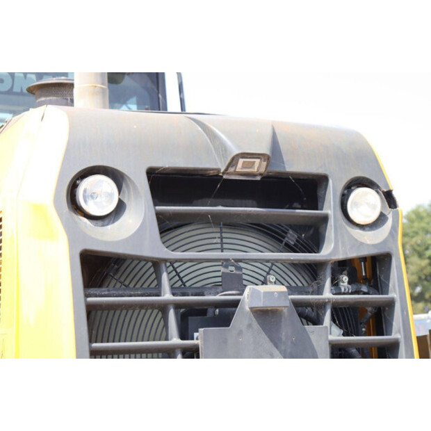 2021 Komatsu WA270-8E0-41740876