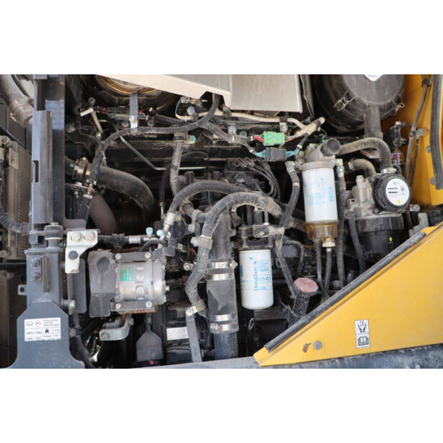 2021 Komatsu WA270-8E0-41740878