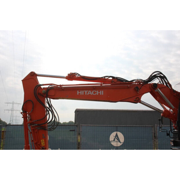 2016 Hitachi ZX140W-5B-41740984