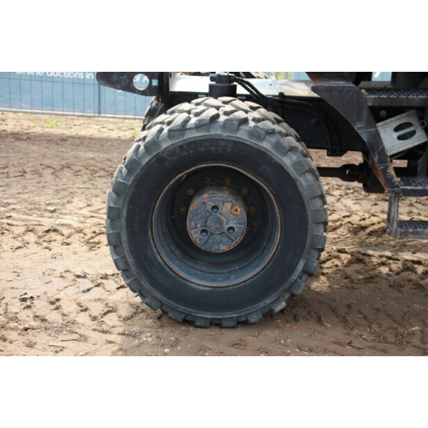 2016 Hitachi ZX140W-5B-41740991