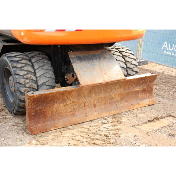 2016 Hitachi ZX140W-5B-41740993