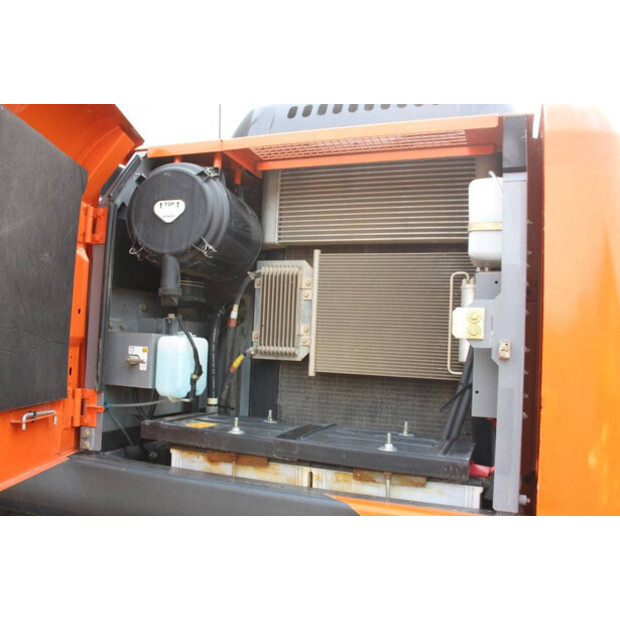2016 Hitachi ZX140W-5B-41740998