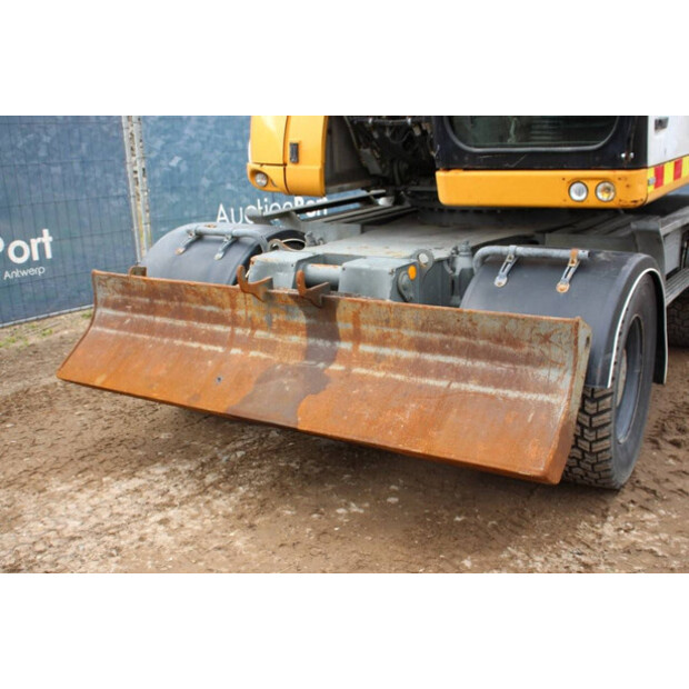 2017 Liebherr A918-41741032