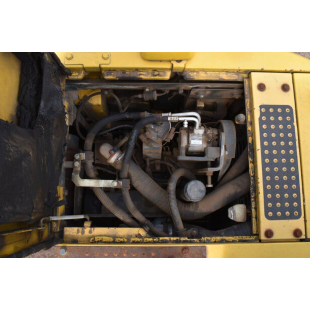 2007 كوماتسو PC138US-8-41741142