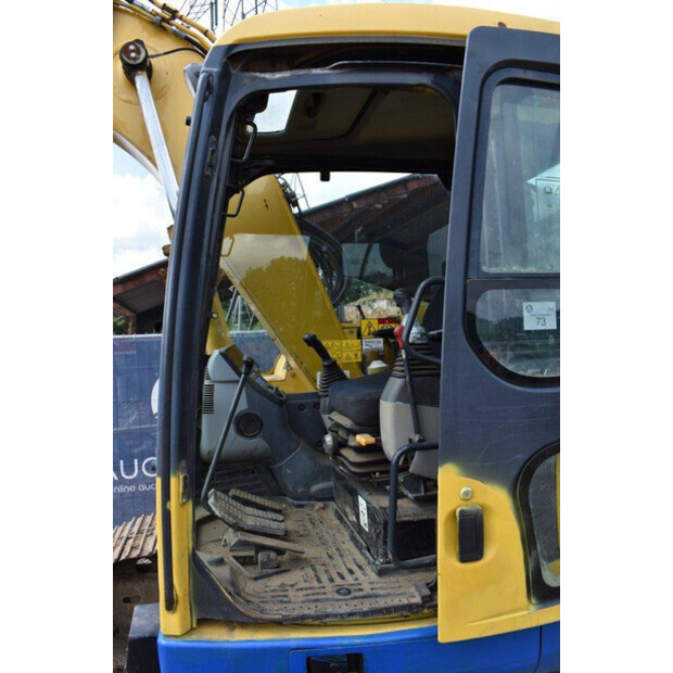 2007 كوماتسو PC138US-8-41741146