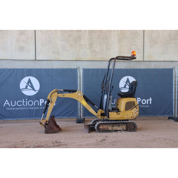 2015 Caterpillar 300.9D-41741517