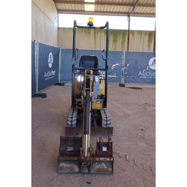 2015 Caterpillar 300.9D-41741523