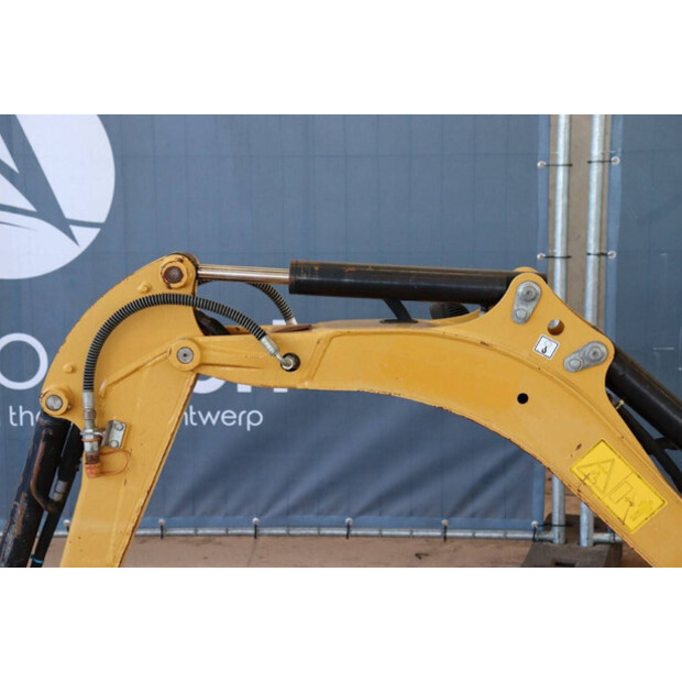 2015 Caterpillar 300.9D-41741527