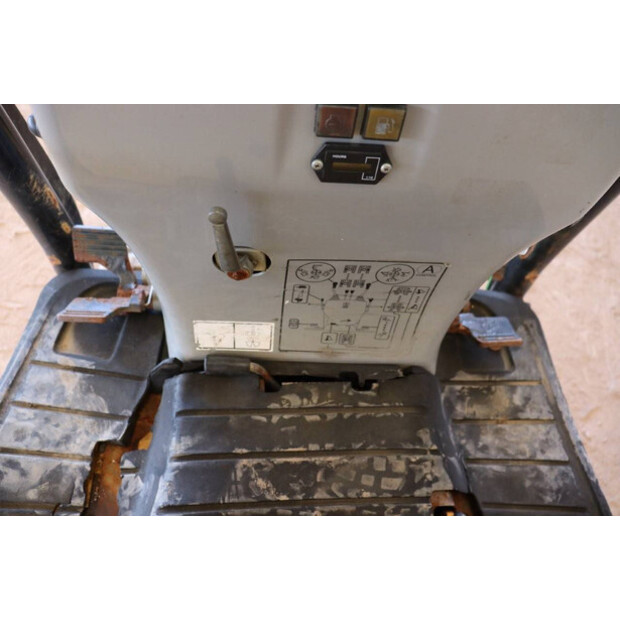 2015 Caterpillar 300.9D-41741547